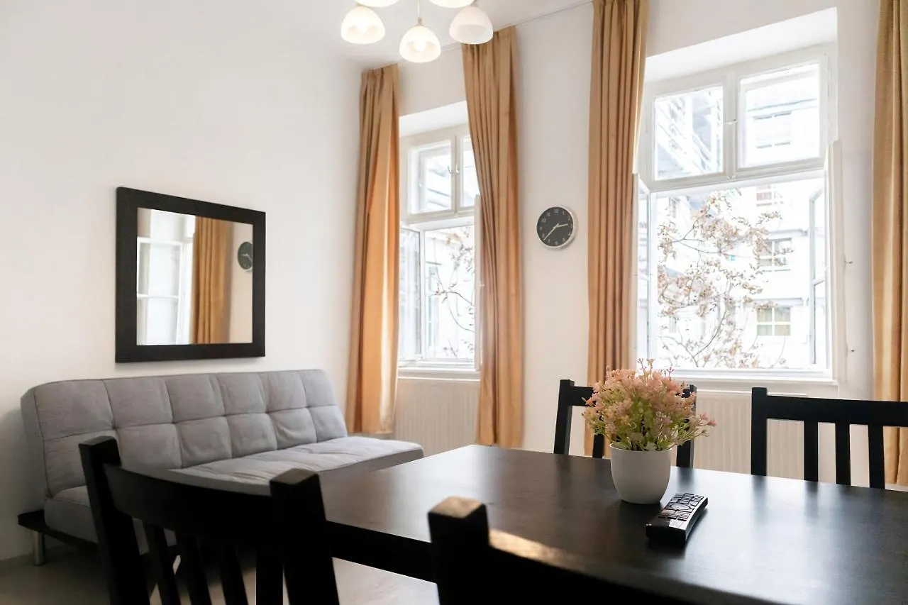 2 Pleasant Flats - Perfect For Long Stays Vienna