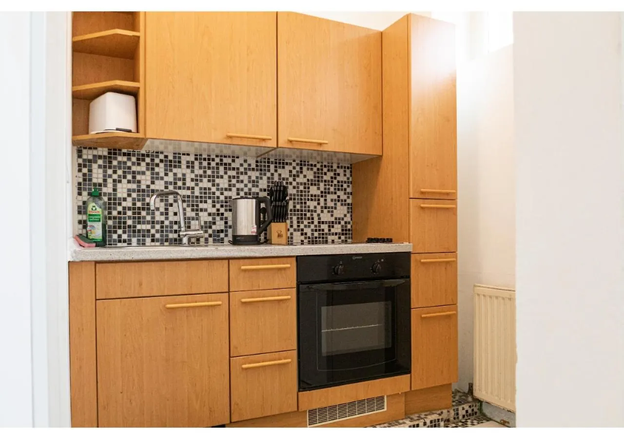 2 Pleasant Flats - Perfect For Long Stays Vienna Apartment